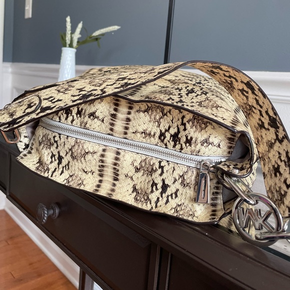 Michael Kors Snake Print Tote - Cream and Black - Picture 6 of 10